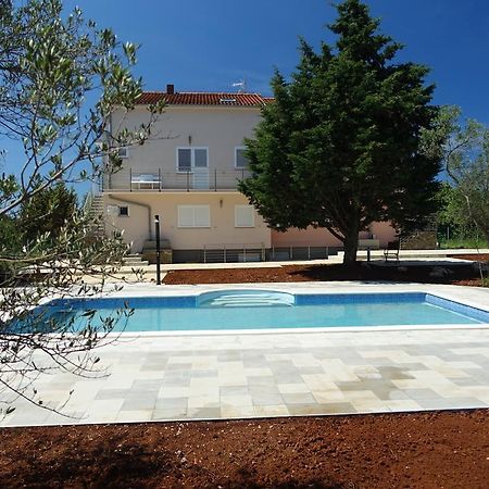 Olive Apartments Ugljan Exterior foto
