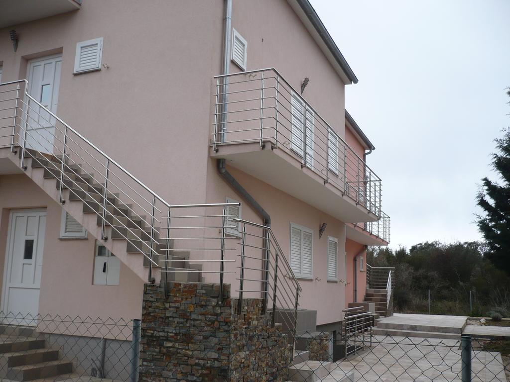 Olive Apartments Ugljan Quarto foto